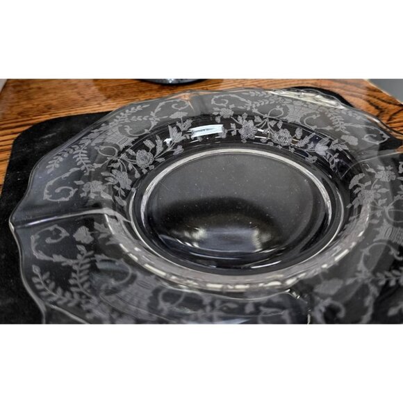 Vintage Clear Glass Bon Bon Plate Floral Etching 7" - Picture 3 of 6